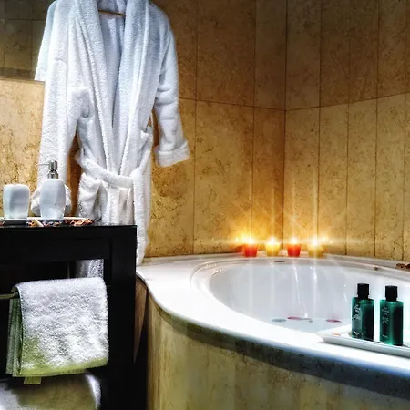 Aparthotel Civitas 4*